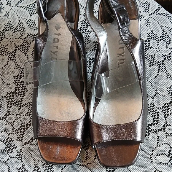 Taryn Rose Shoes Taryn Rose Silver Slingback Sandals With